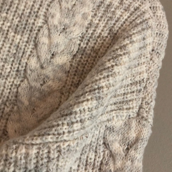 Sweater - Picture 3 of 5